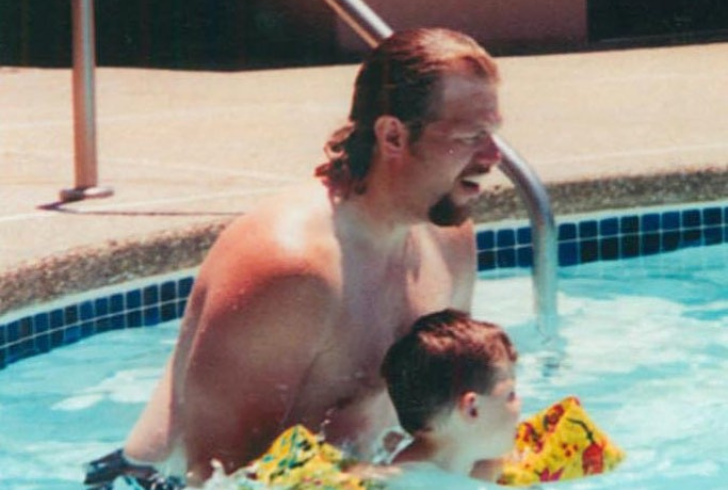 stelenkcovel | Instagram | Throwback playful father-son pool moment.