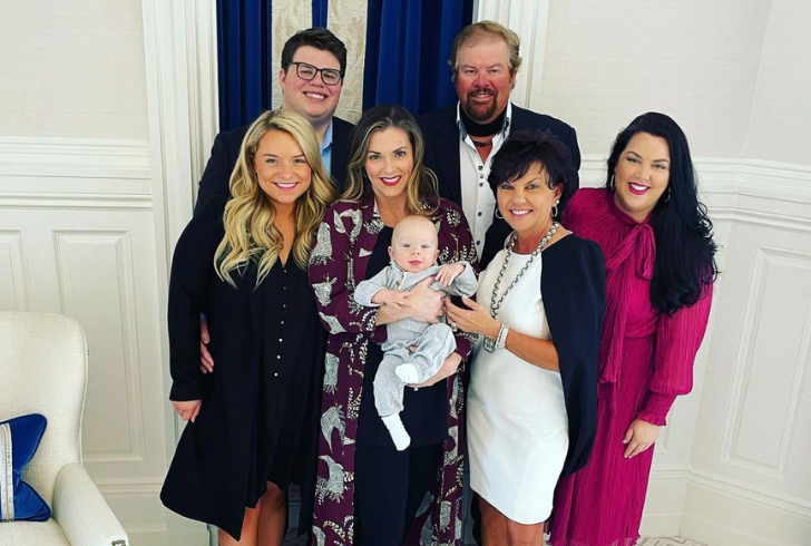 stelenkcovel | Instagram | Toby Keith, beloved patriarch and music legend, embraced by his adoring family.